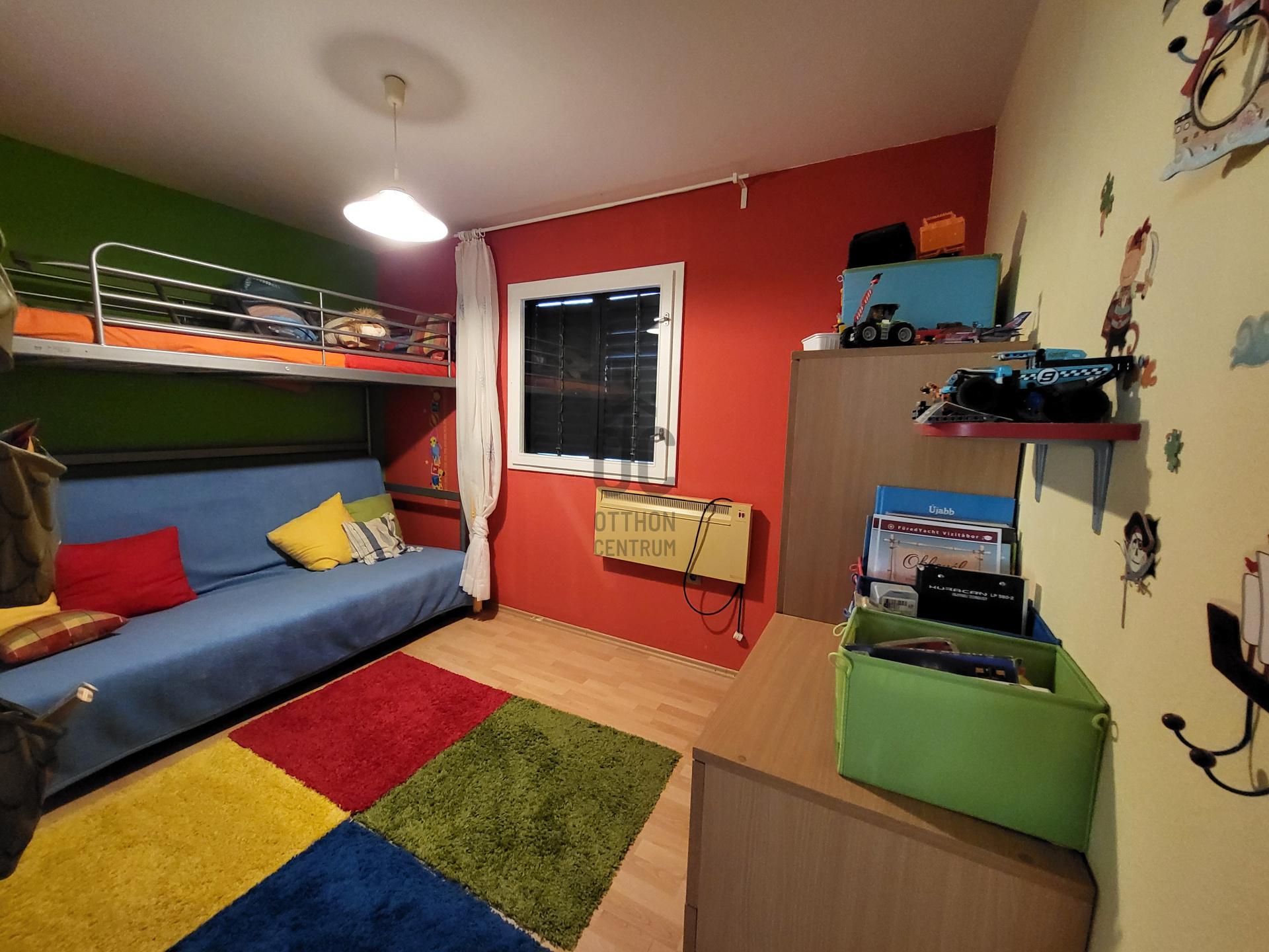 Gallery zoom image