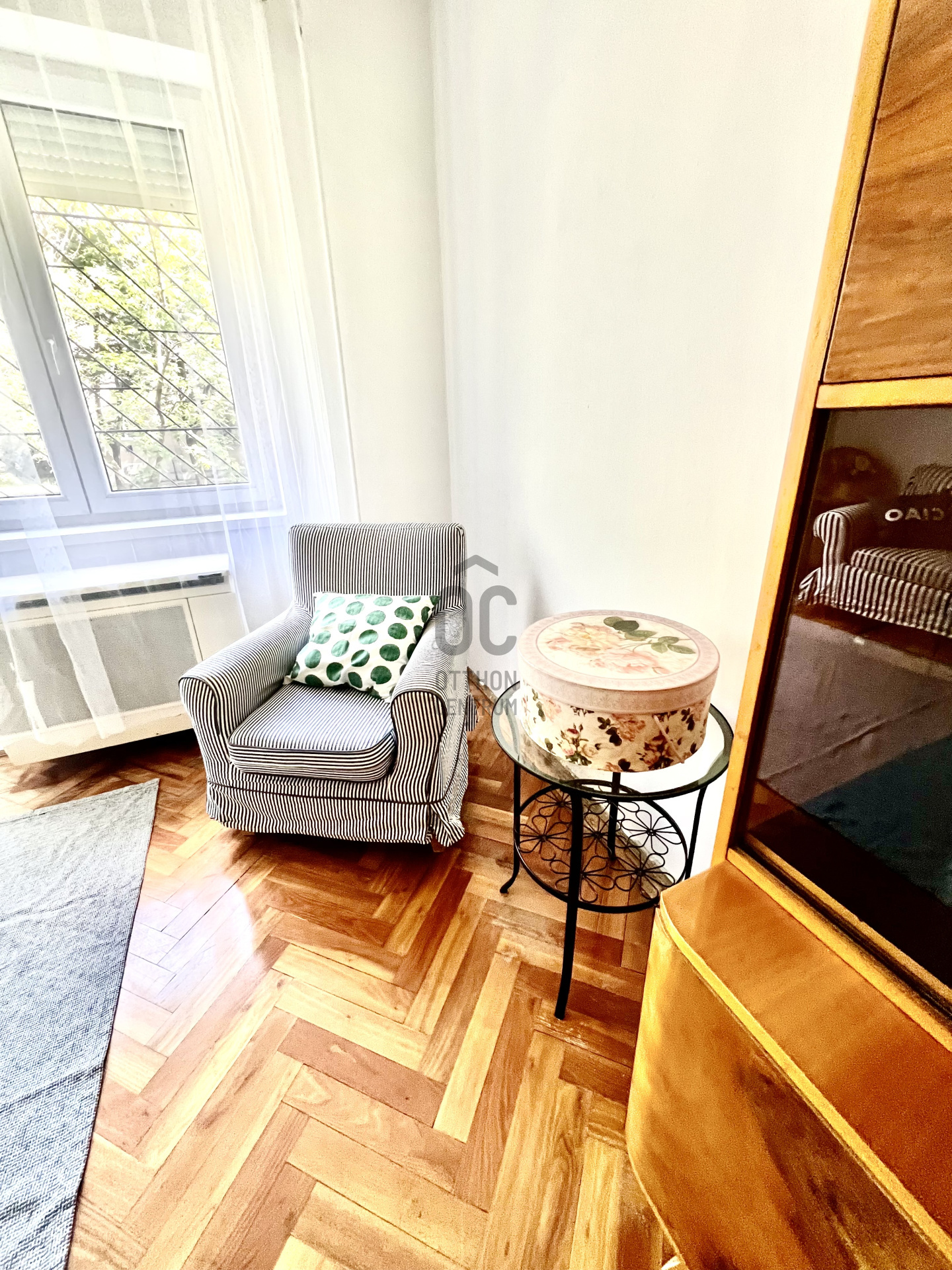 Gallery zoom image