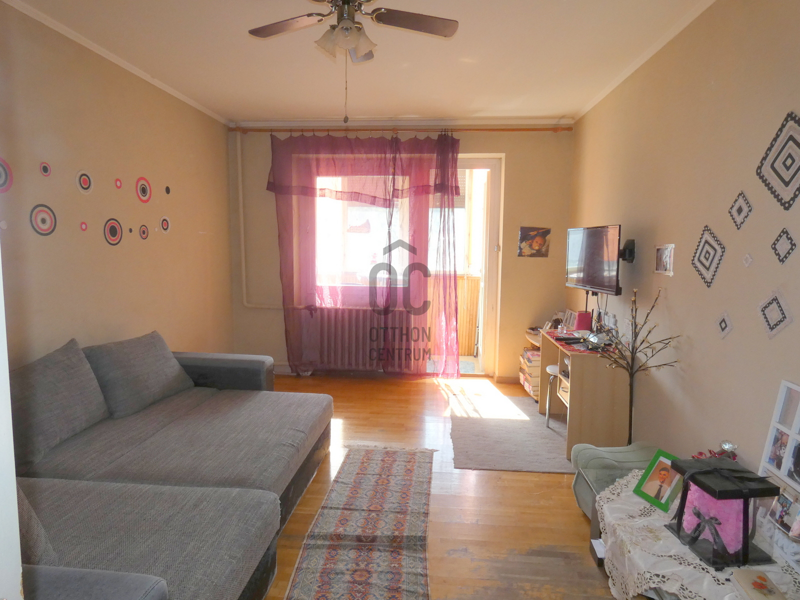 Gallery zoom image
