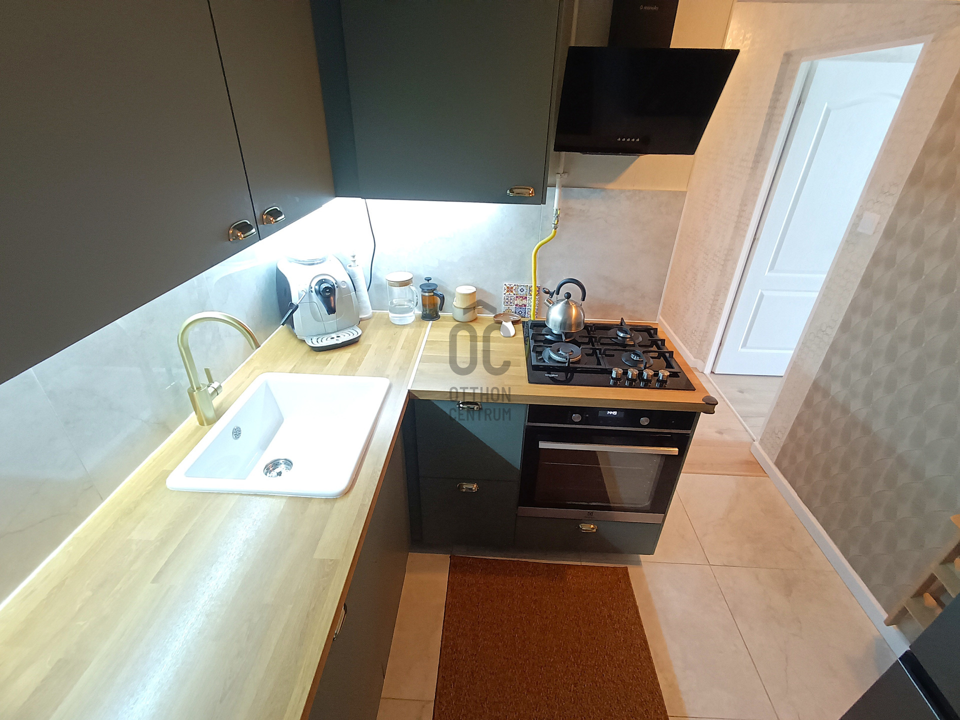 Gallery zoom image