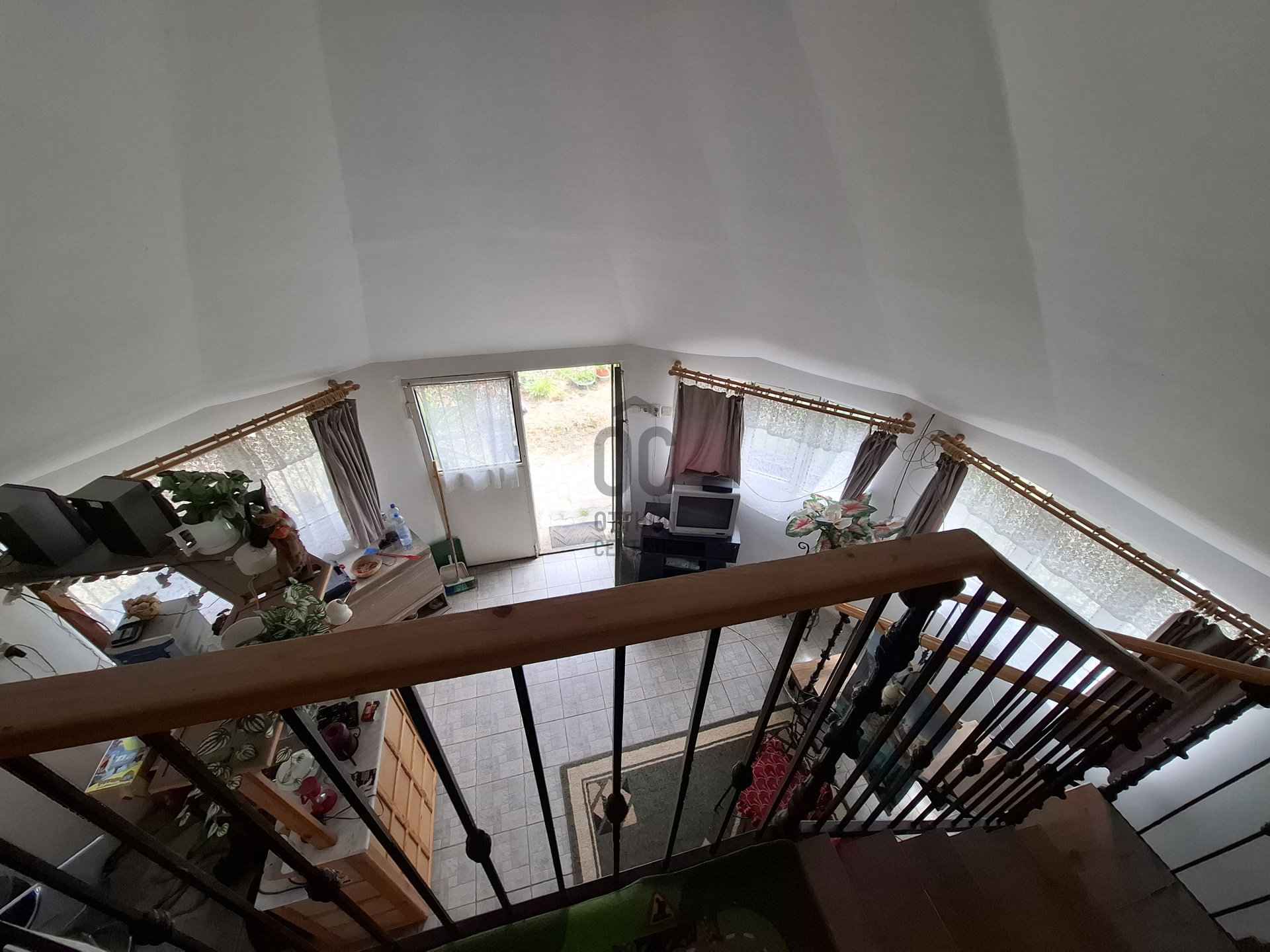 Gallery zoom image