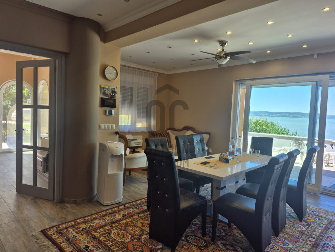 11 bed · 320m² · Ház · 650.000.000 Ft