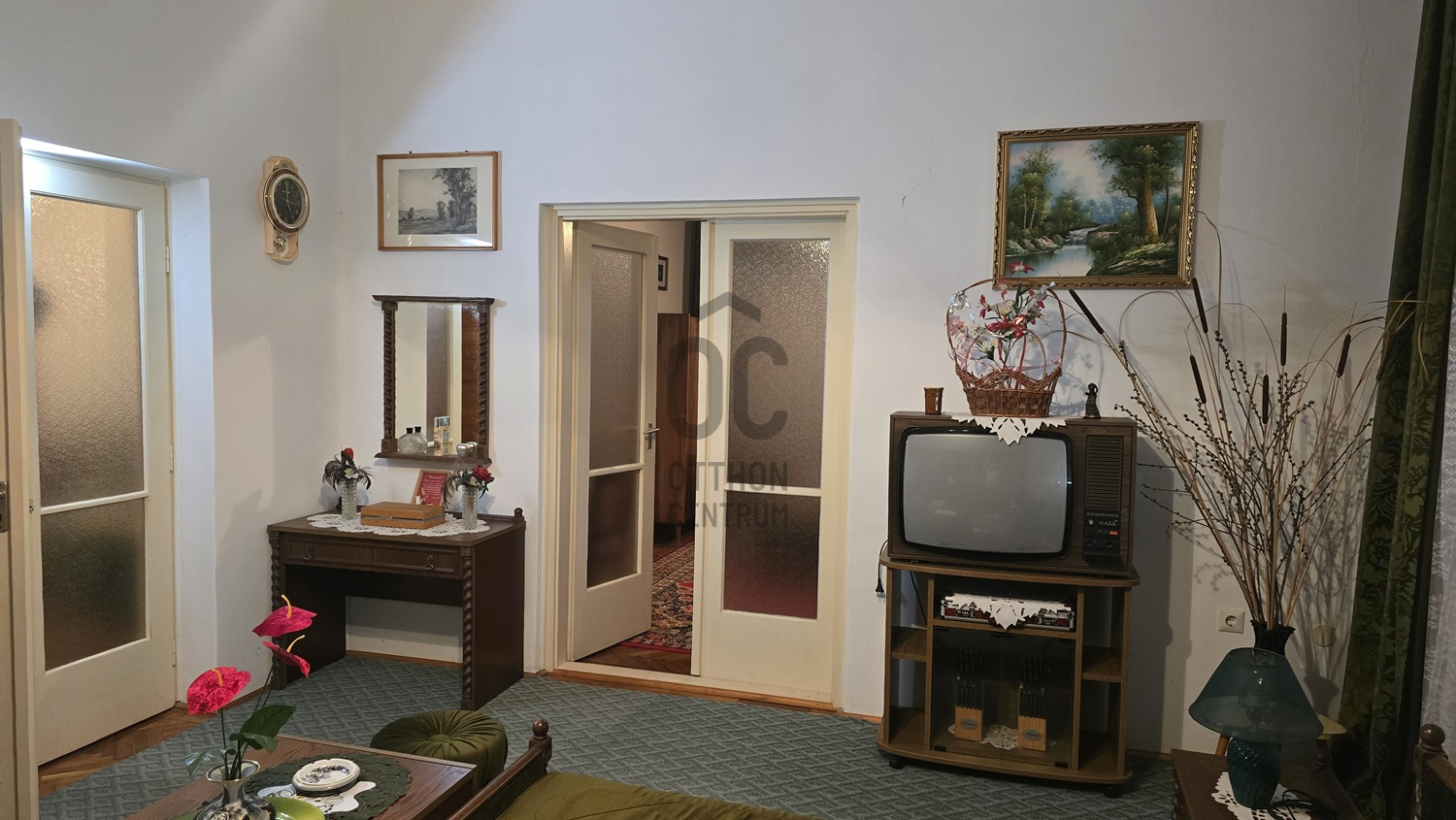 Gallery zoom image
