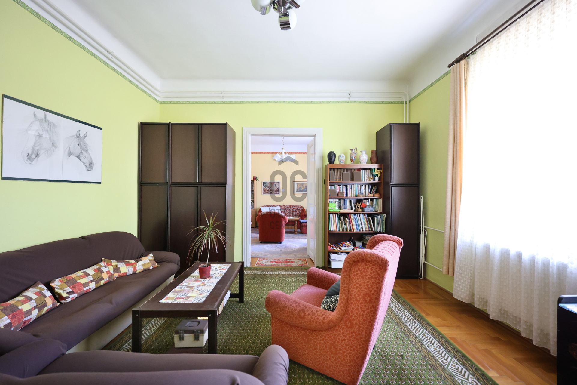Gallery zoom image