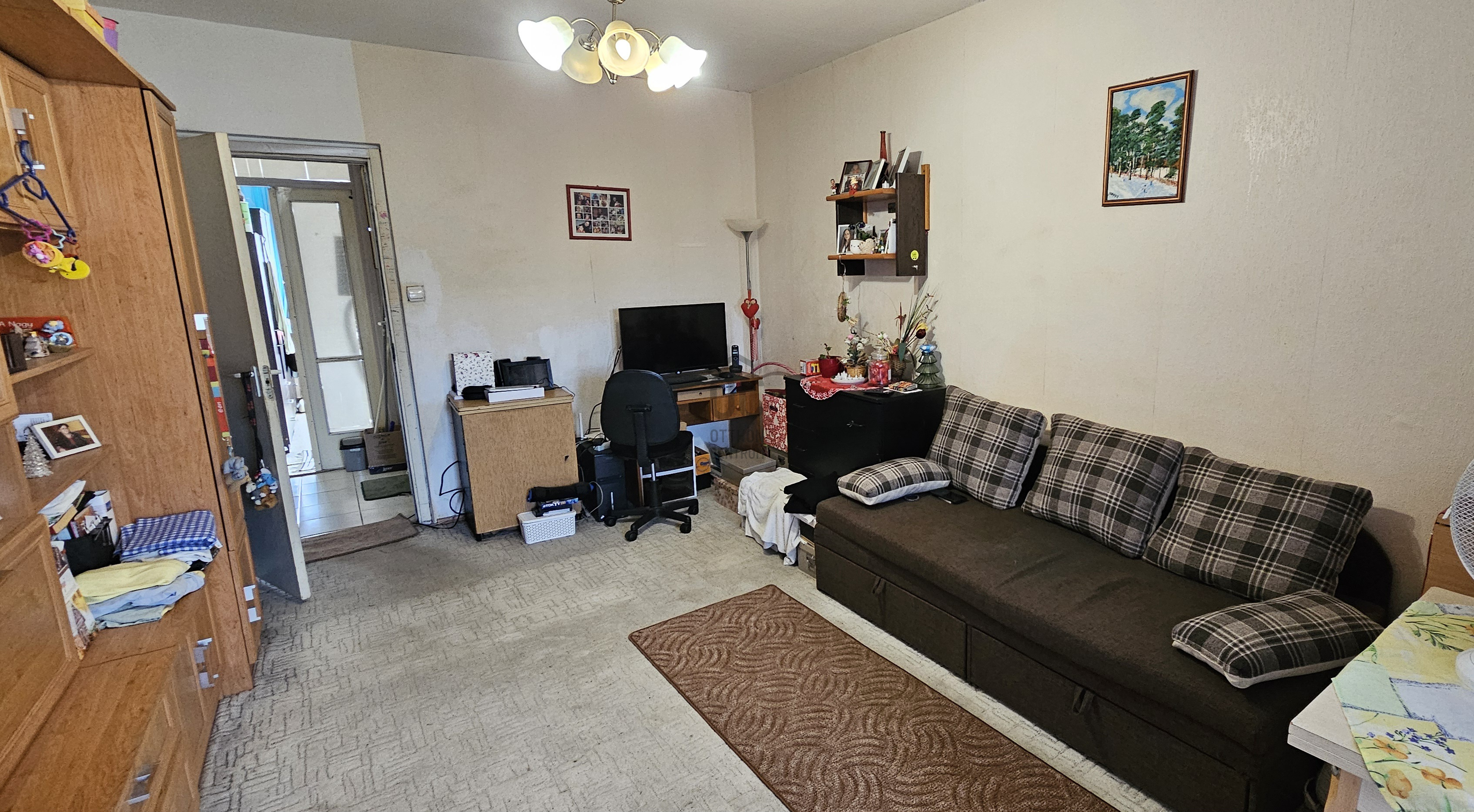 Gallery zoom image