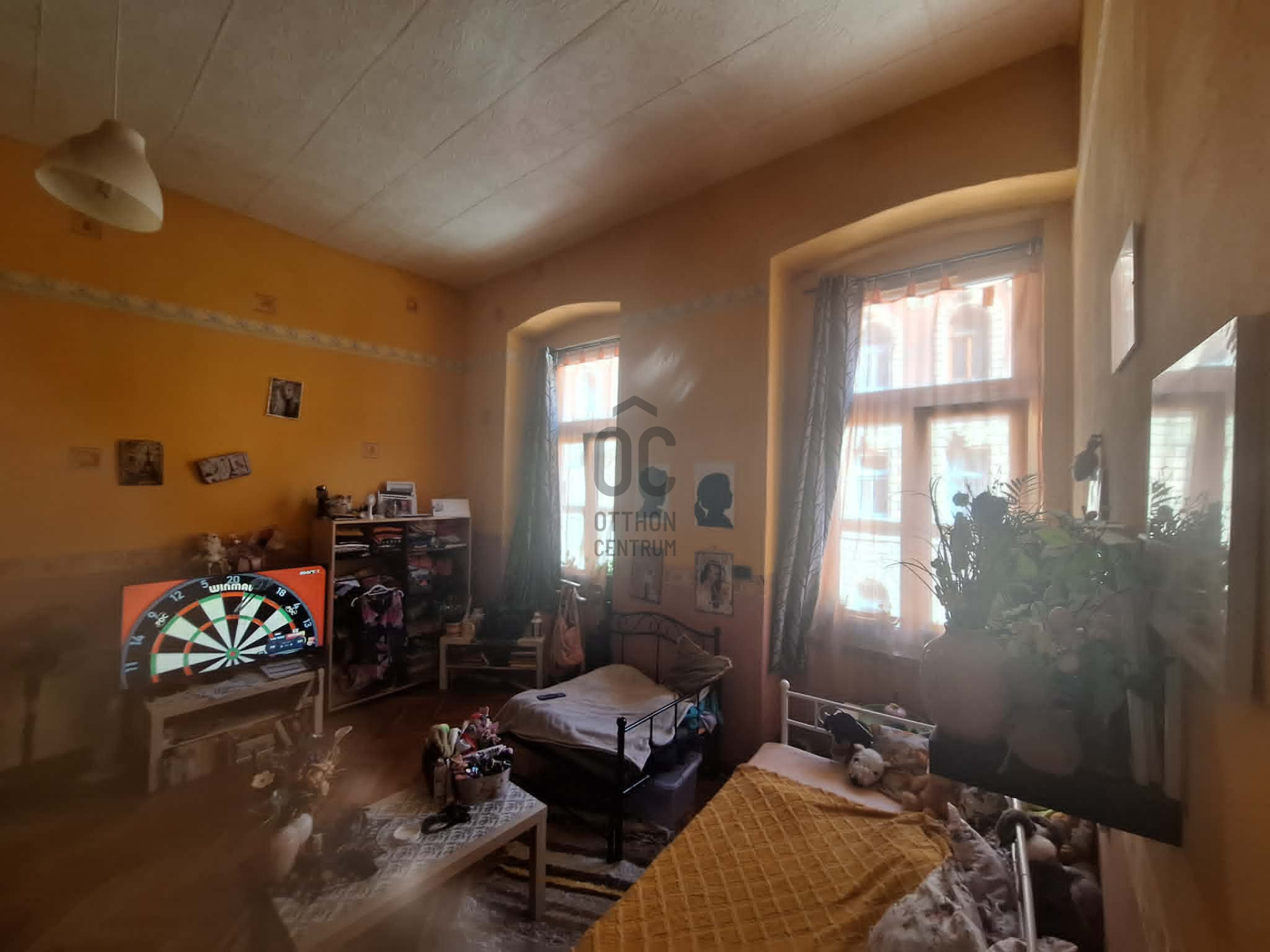 Gallery zoom image