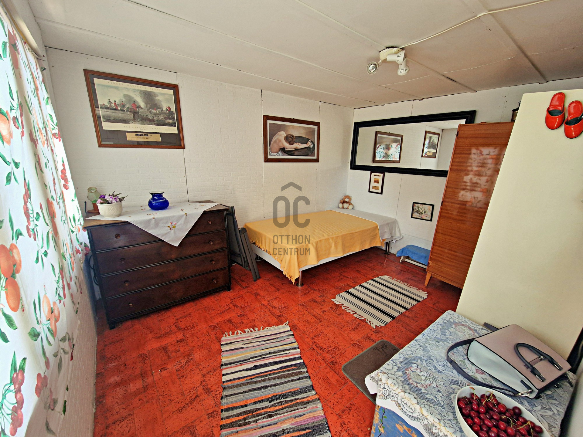 Gallery zoom image