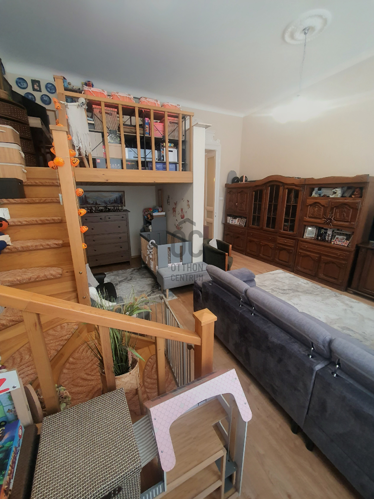 Gallery zoom image