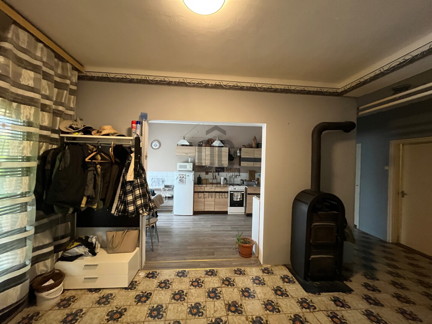 Gallery zoom image