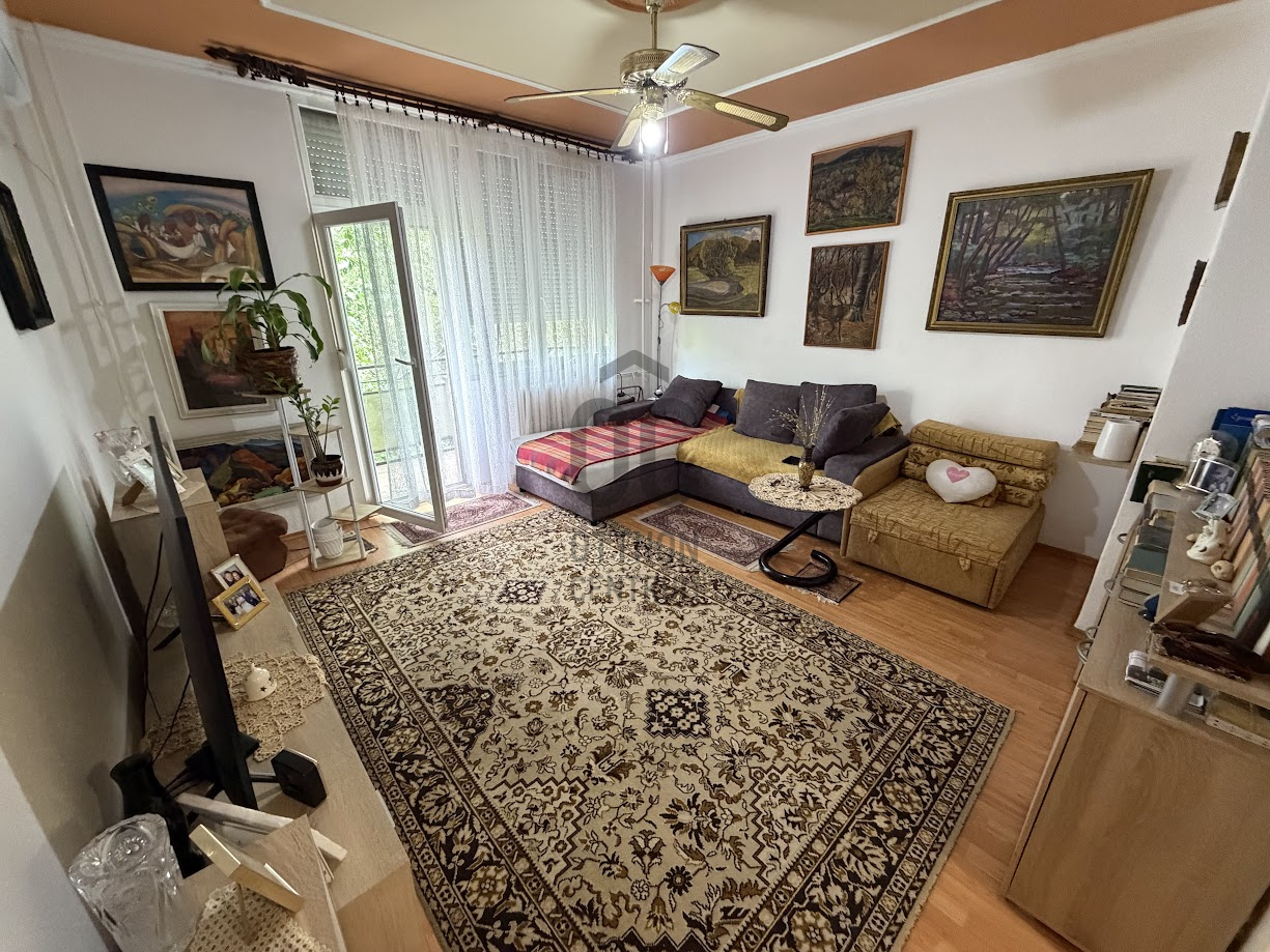 Gallery zoom image