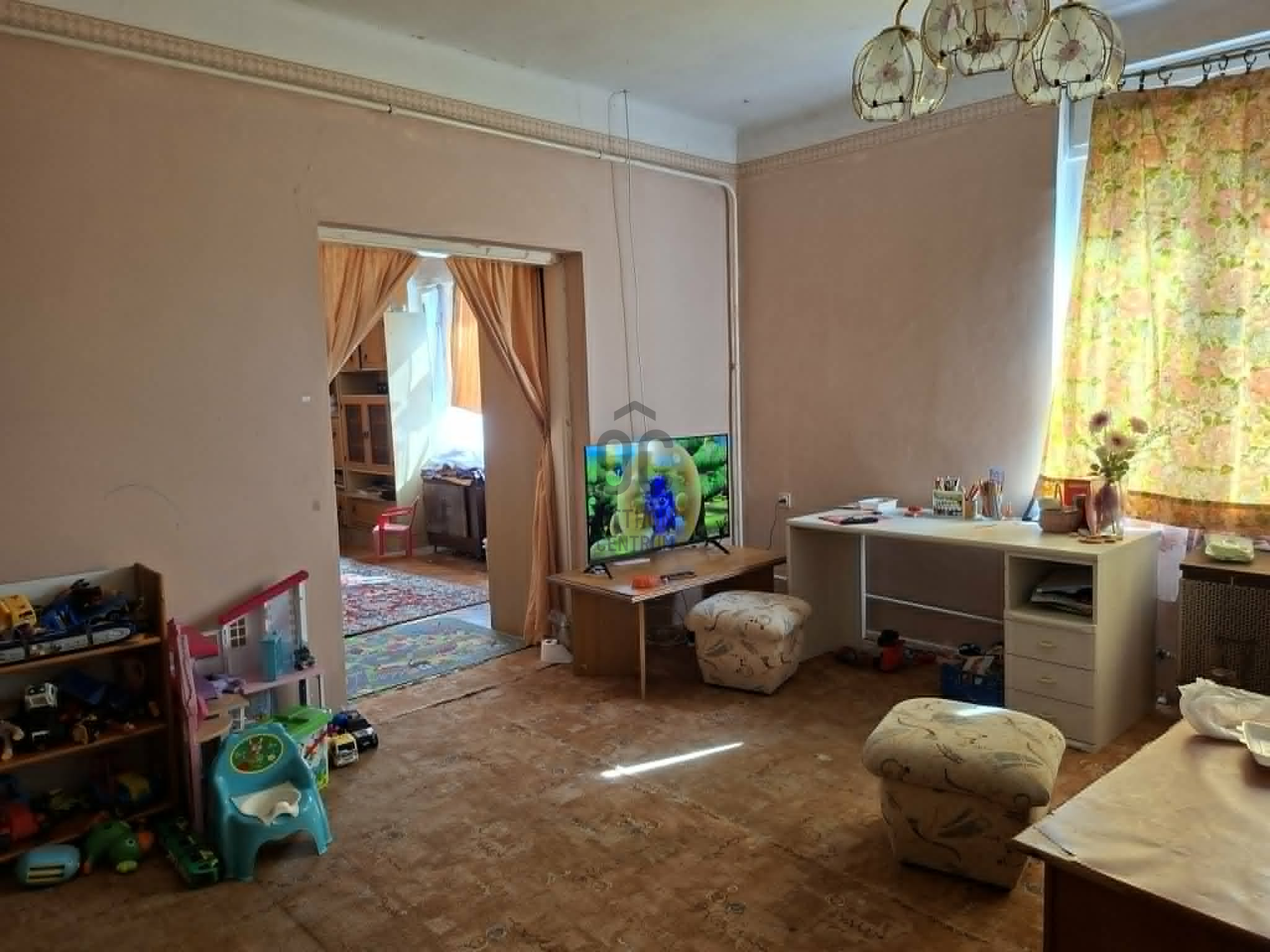 Gallery zoom image