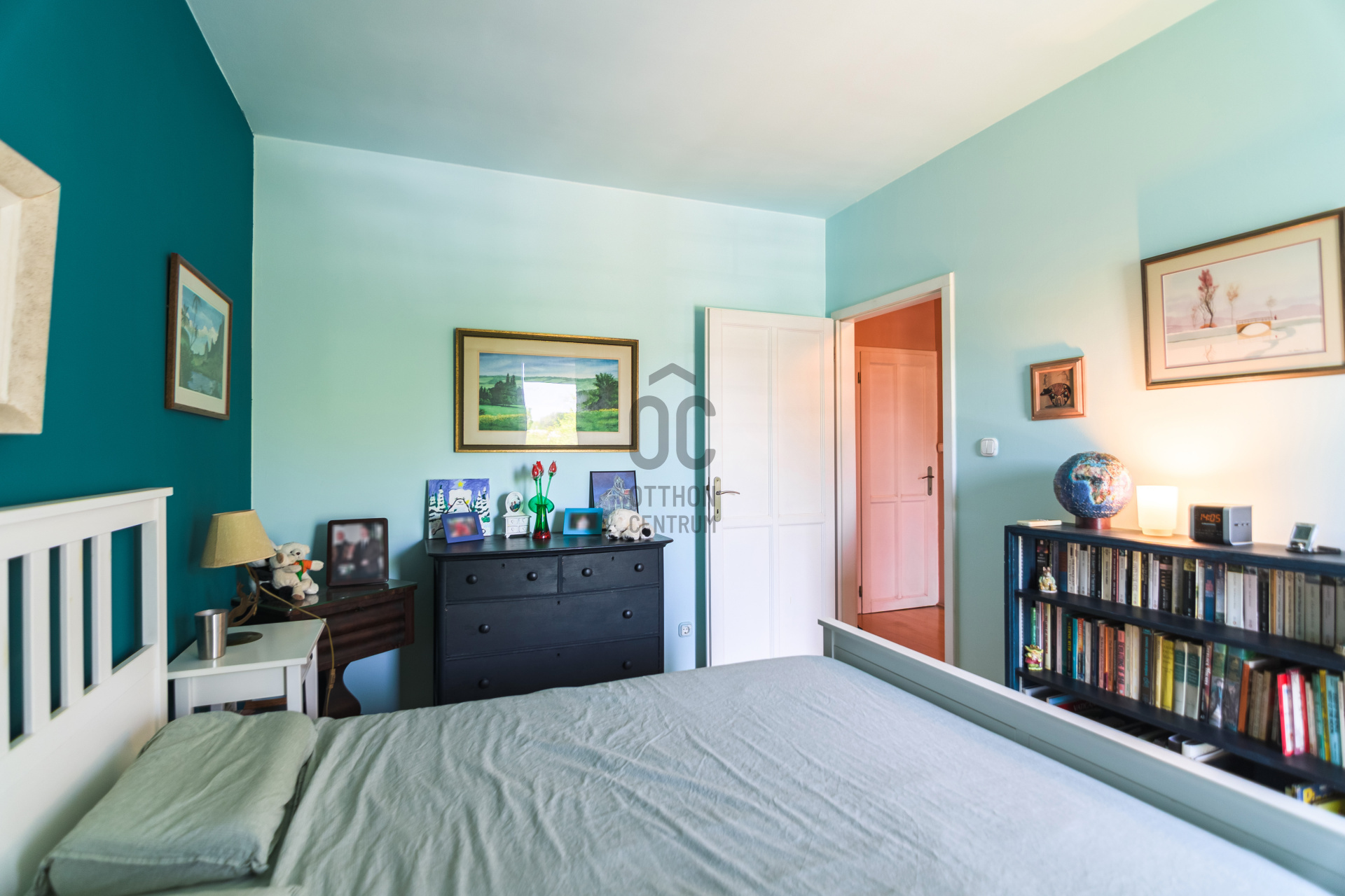 Gallery zoom image