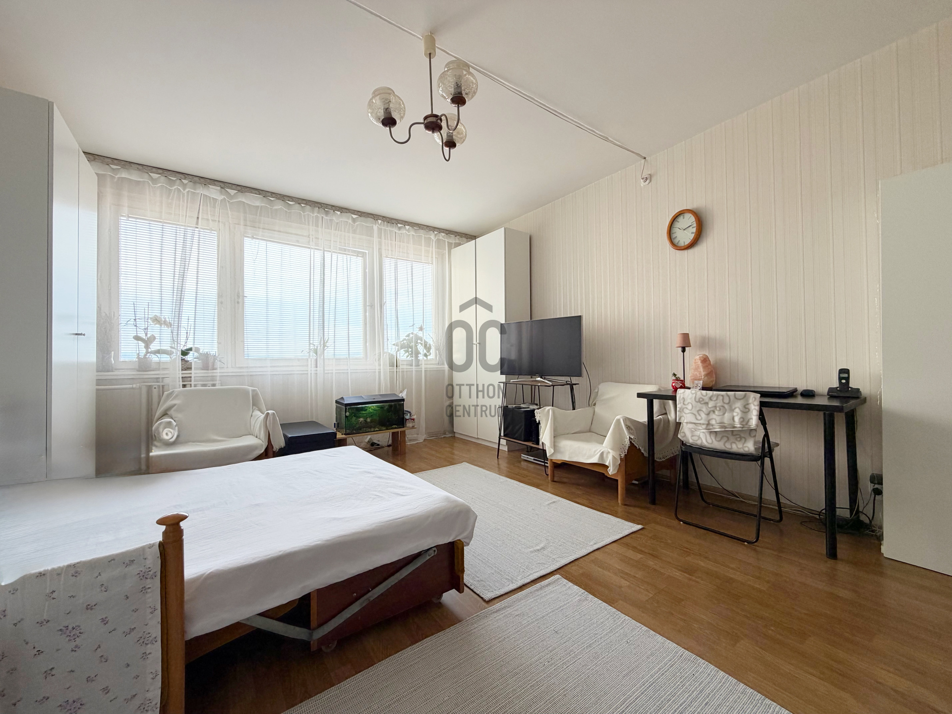 Gallery zoom image