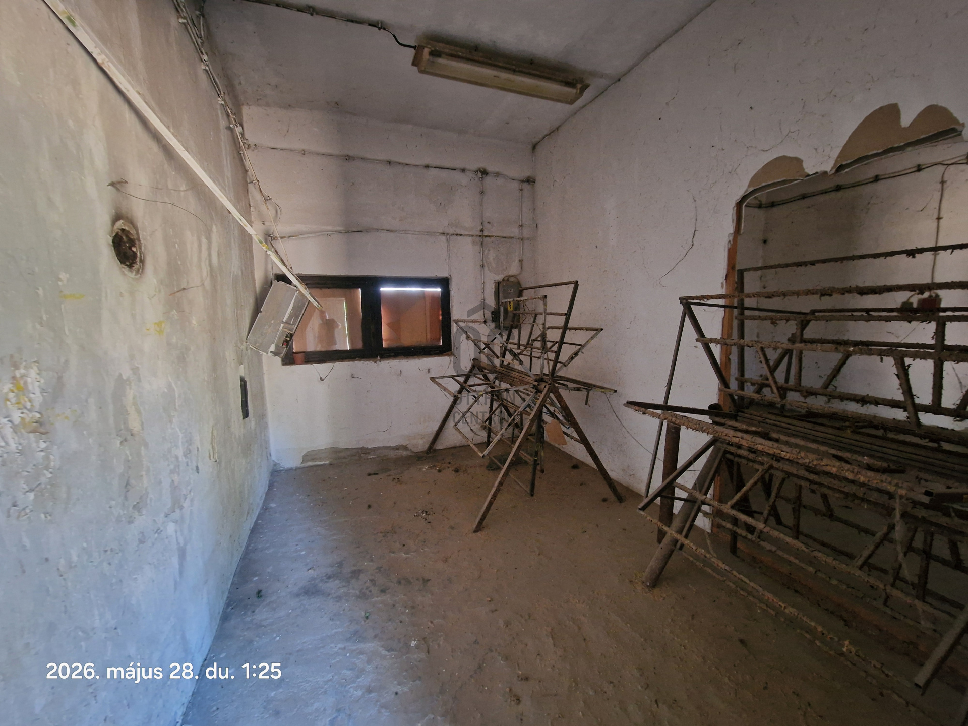 Gallery zoom image