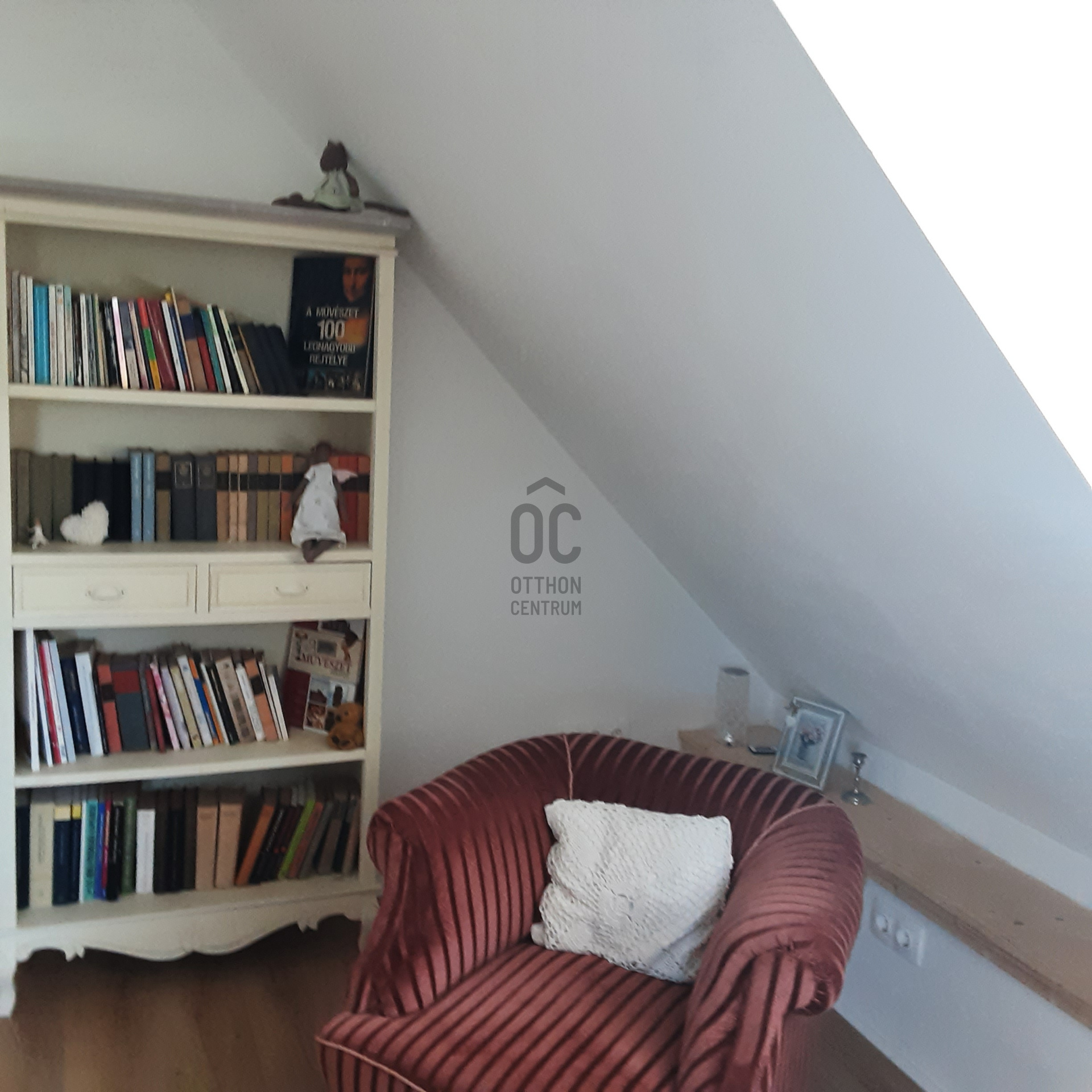 Gallery zoom image