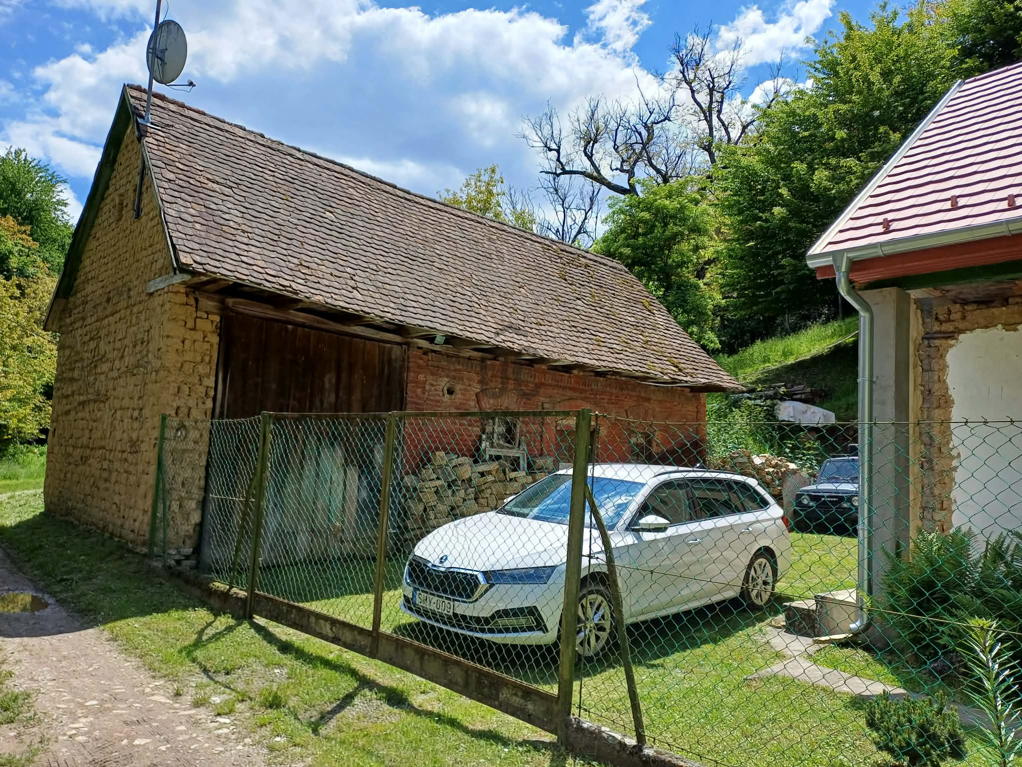 Gallery zoom image