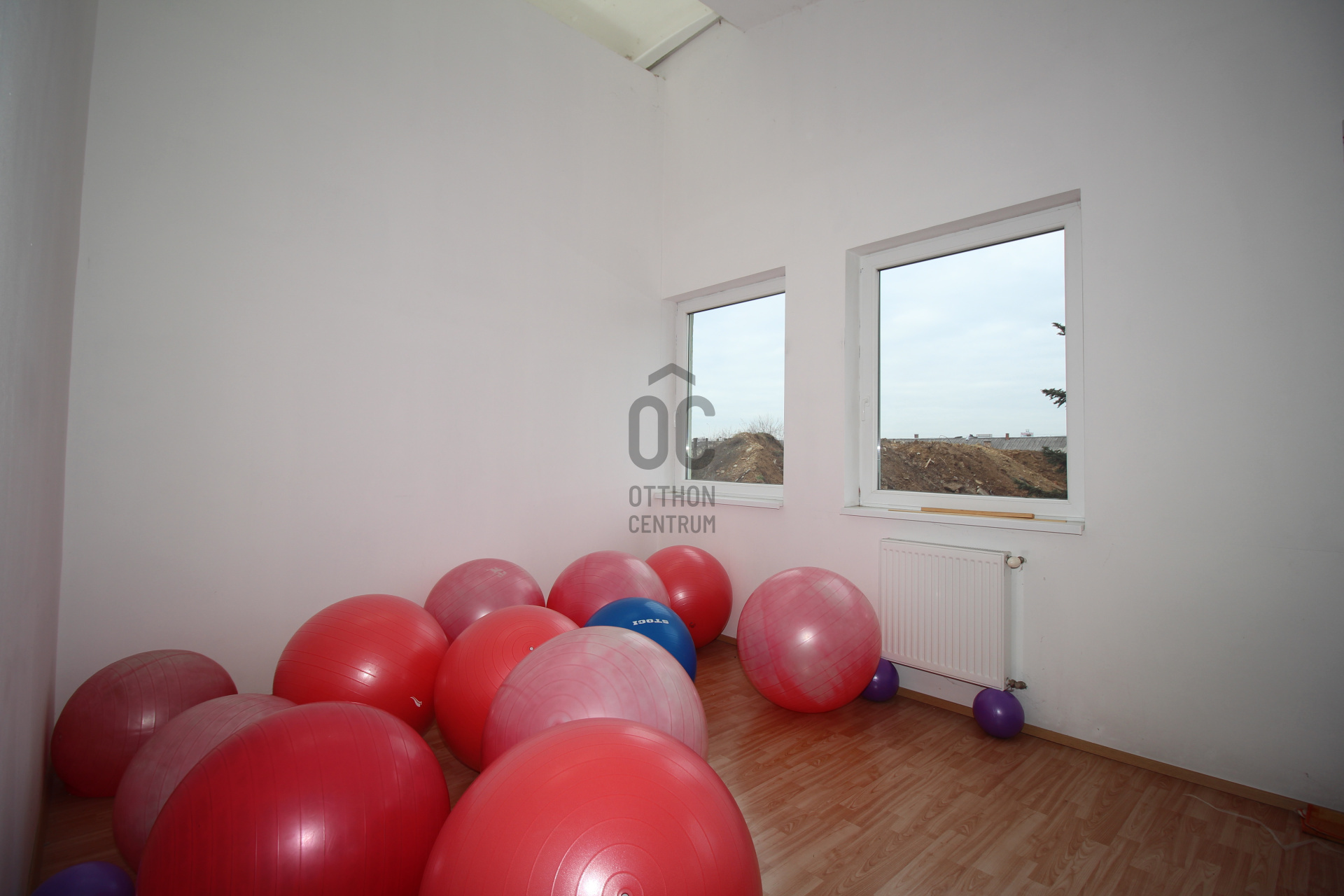 Gallery zoom image
