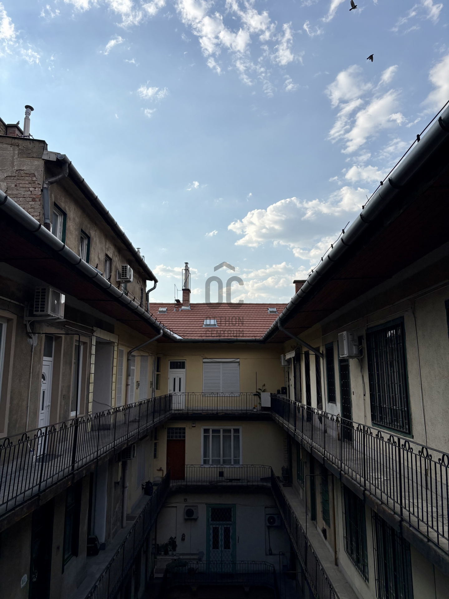 Gallery zoom image