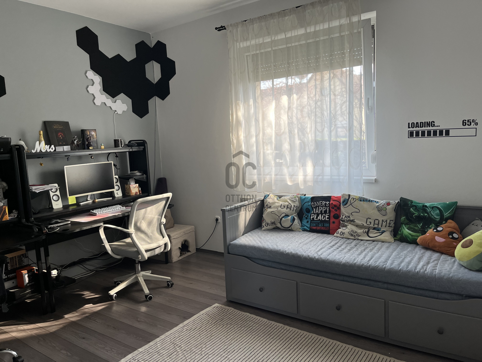 Gallery zoom image
