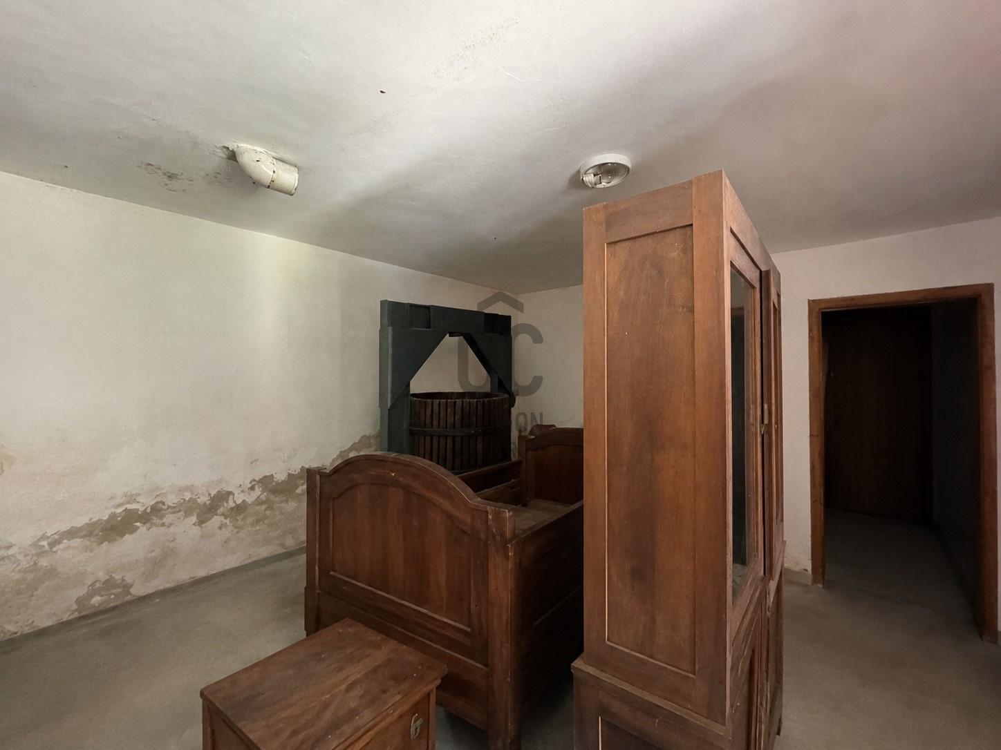 Gallery zoom image