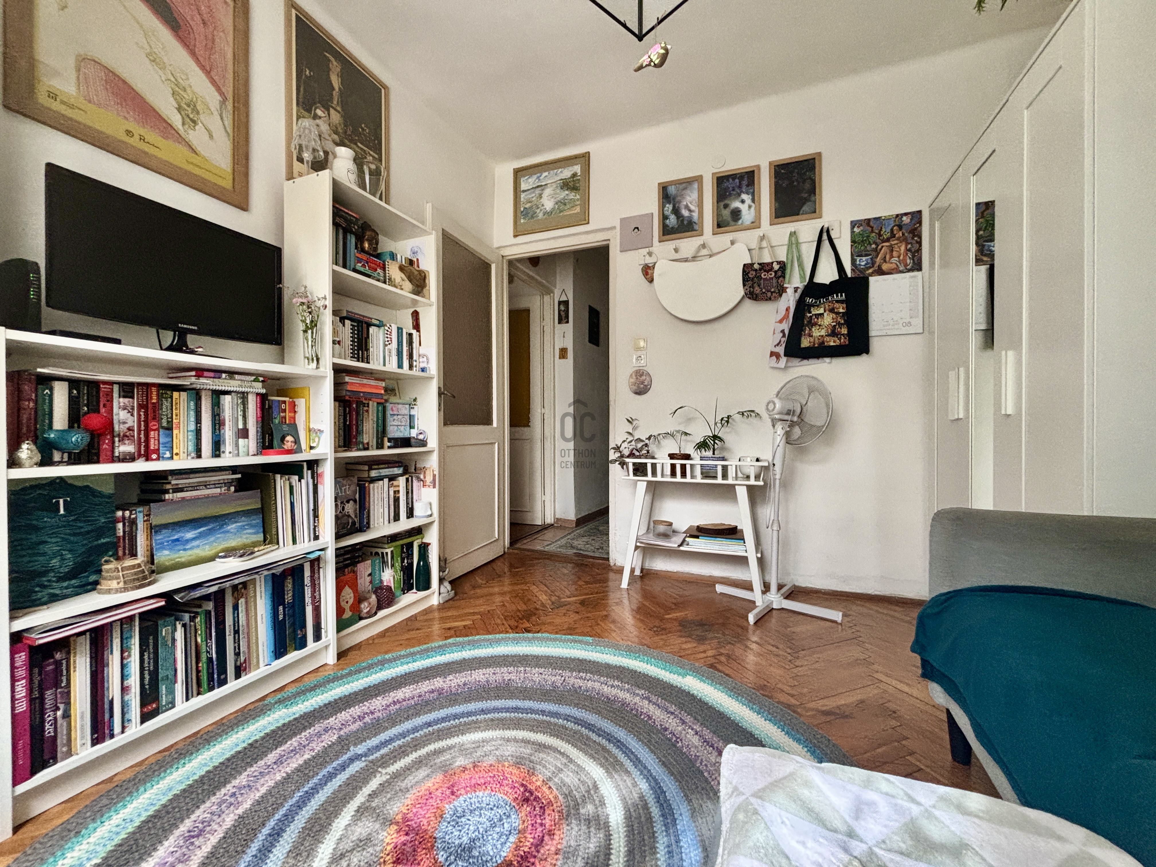 Gallery zoom image
