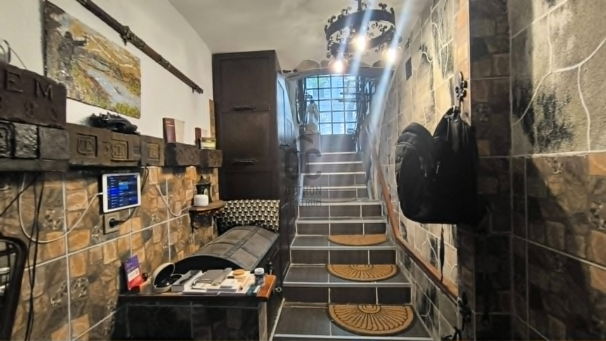 Gallery zoom image