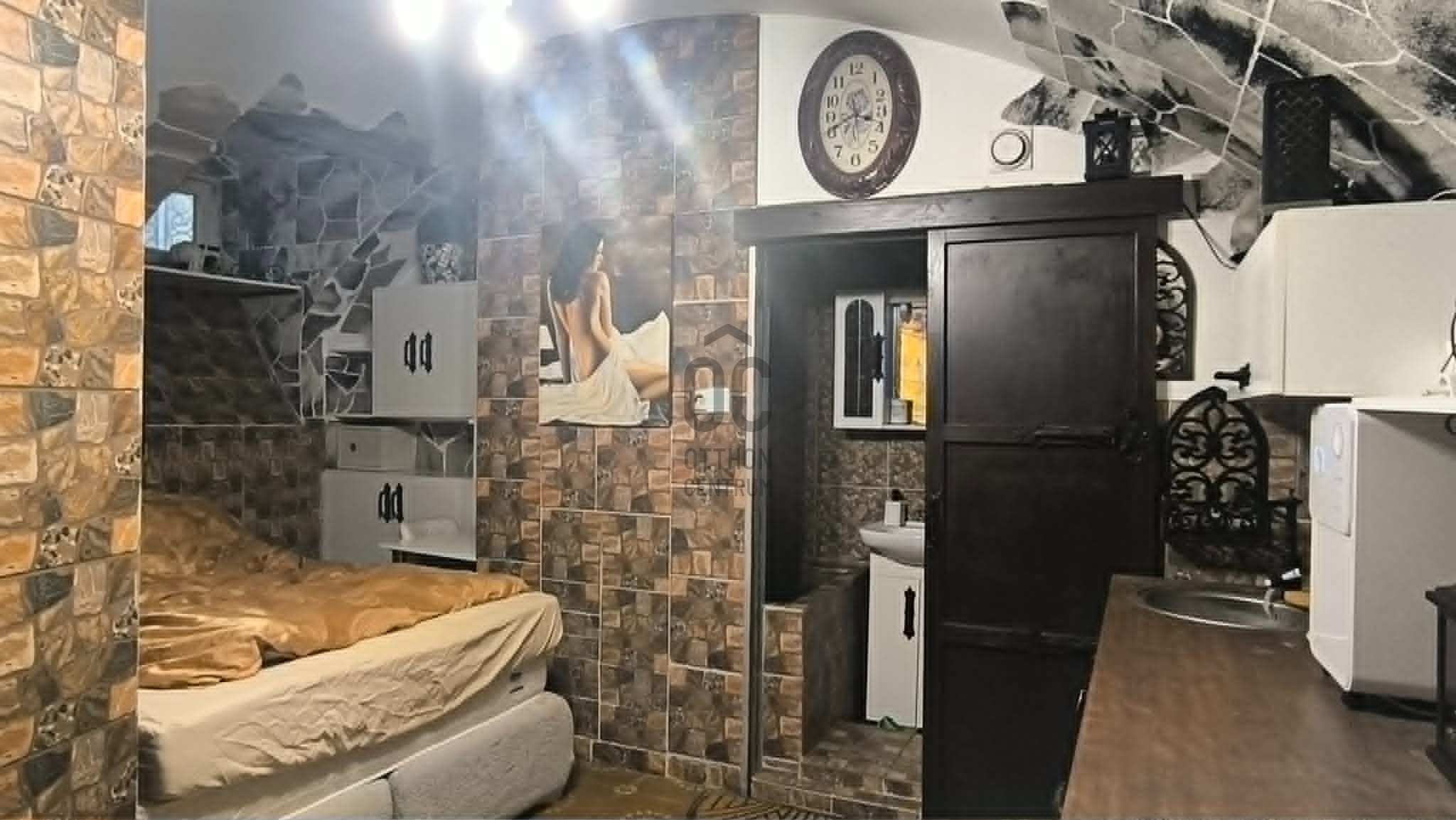 Gallery zoom image
