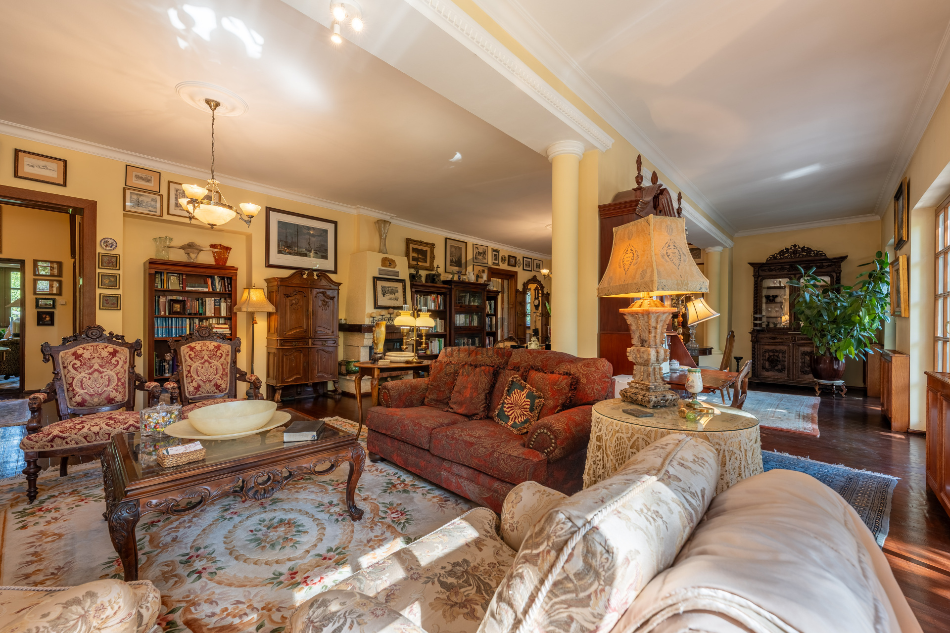 Gallery zoom image