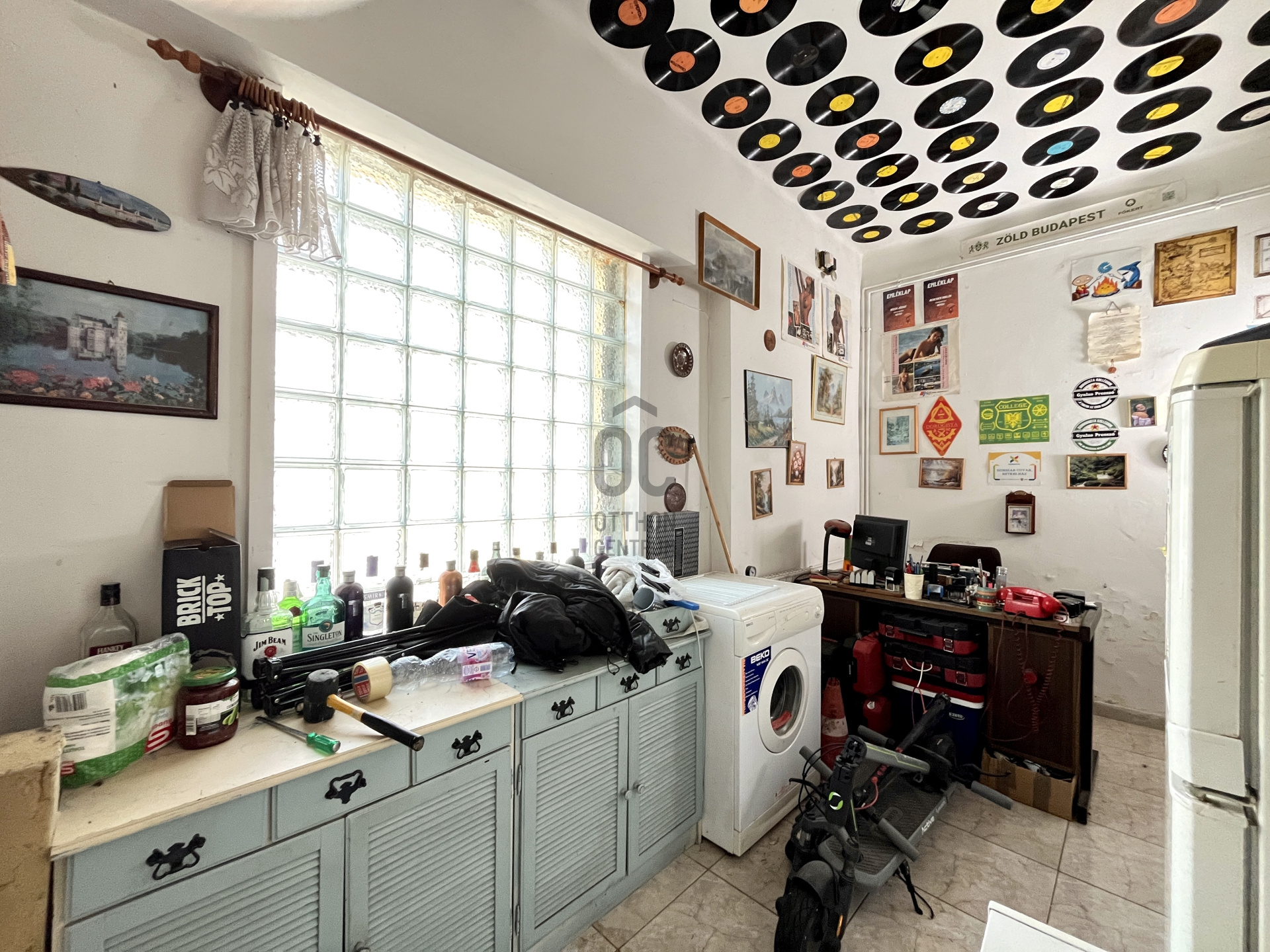 Gallery zoom image