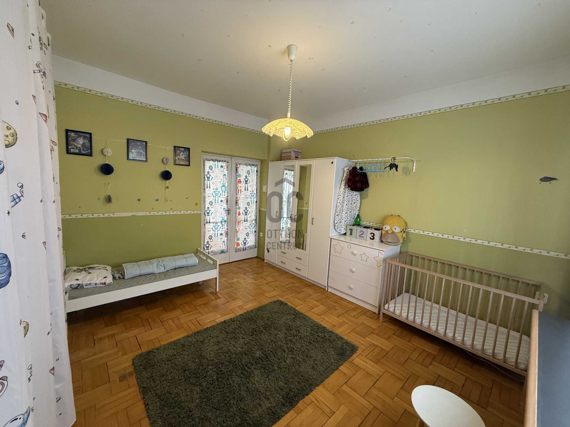 Gallery zoom image