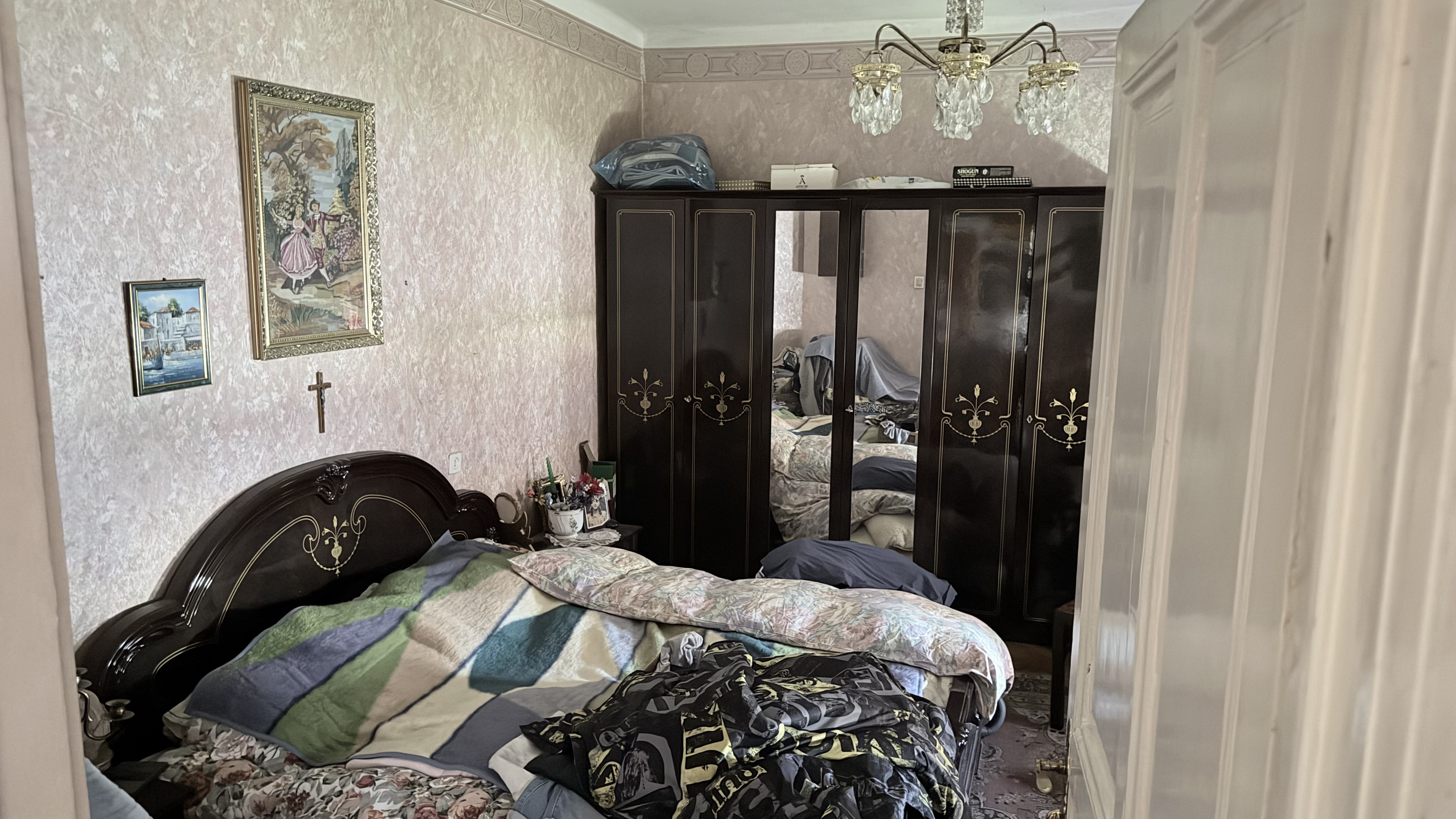 Gallery zoom image