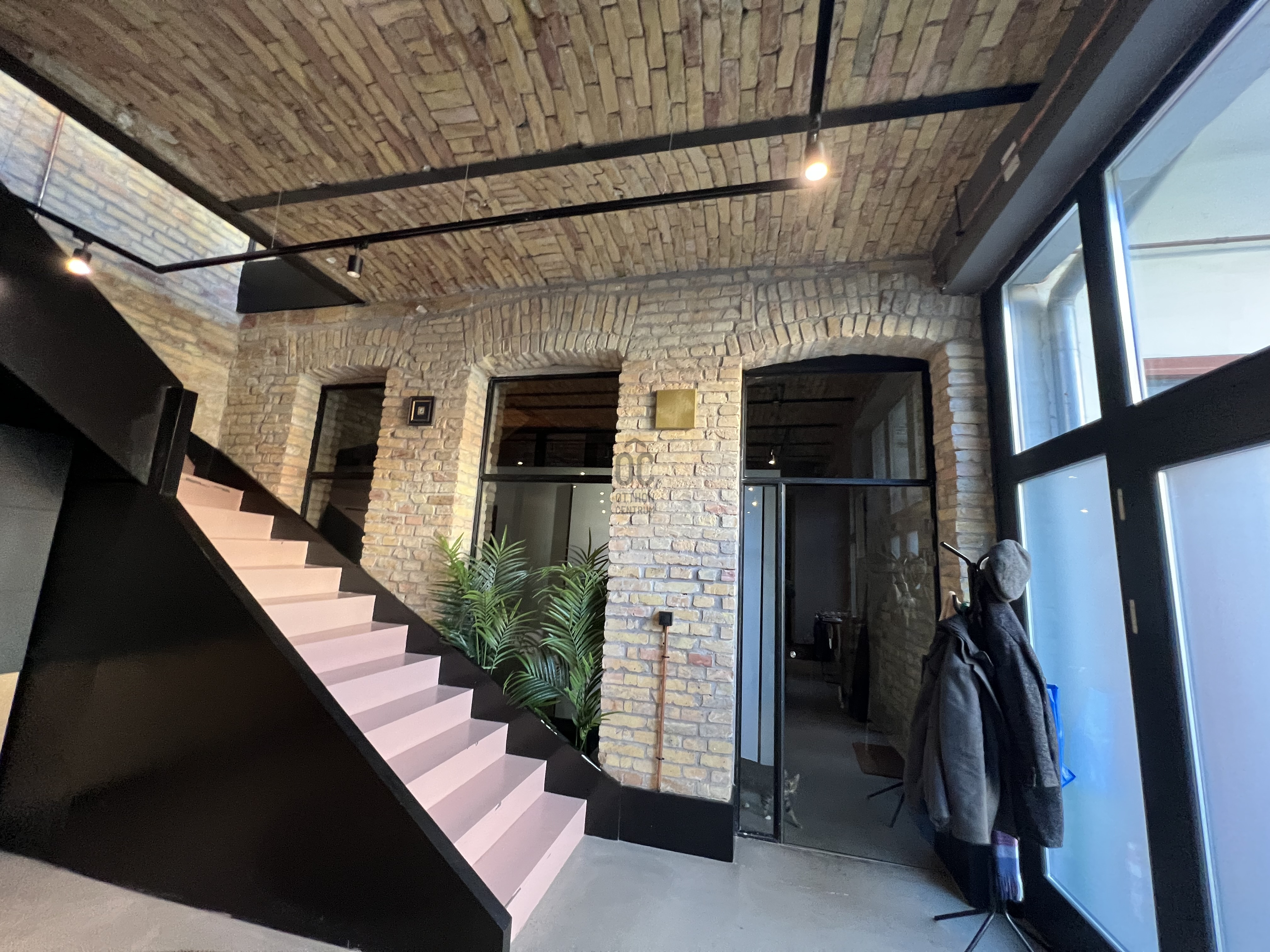 Gallery zoom image