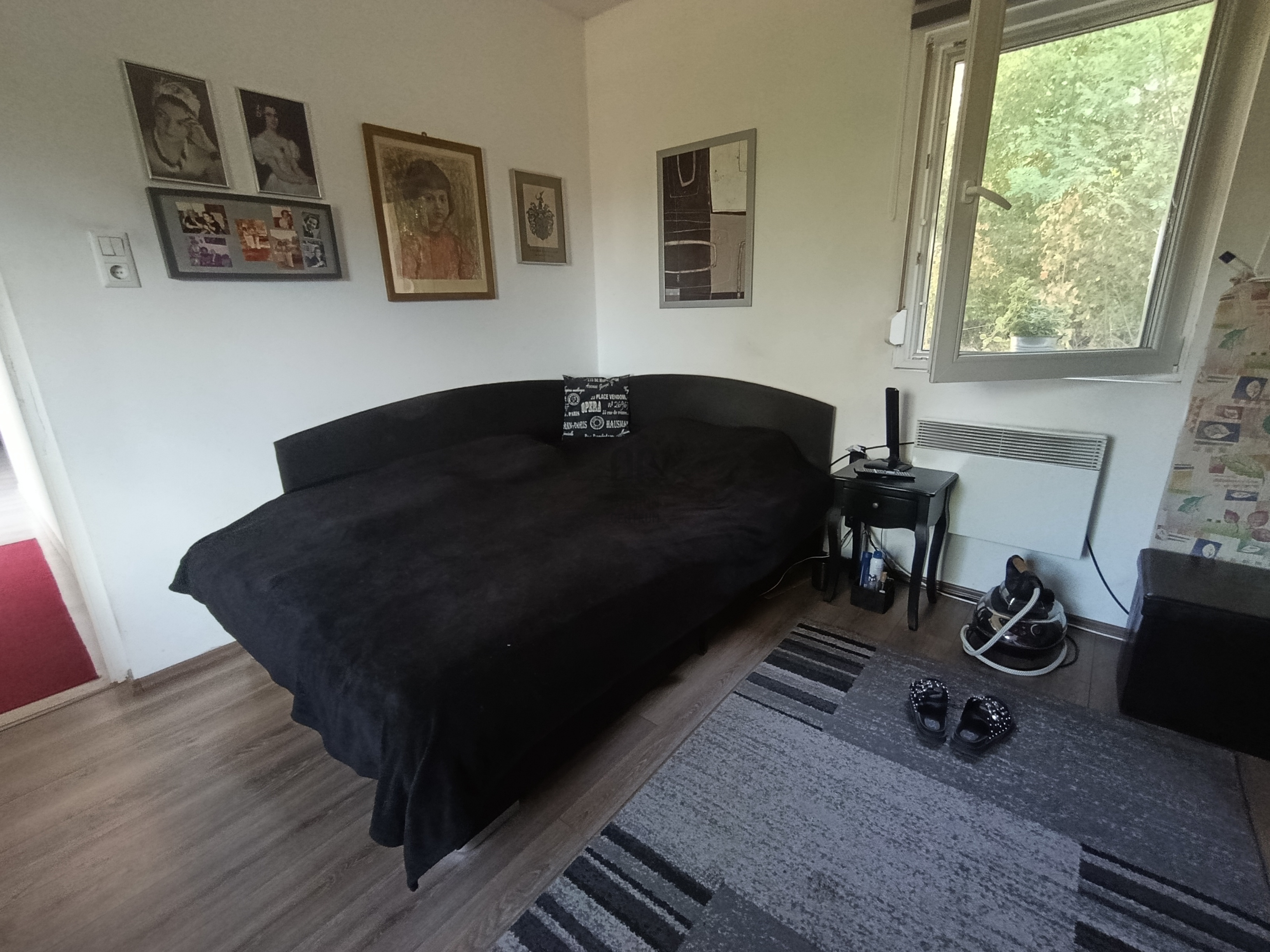 Gallery zoom image