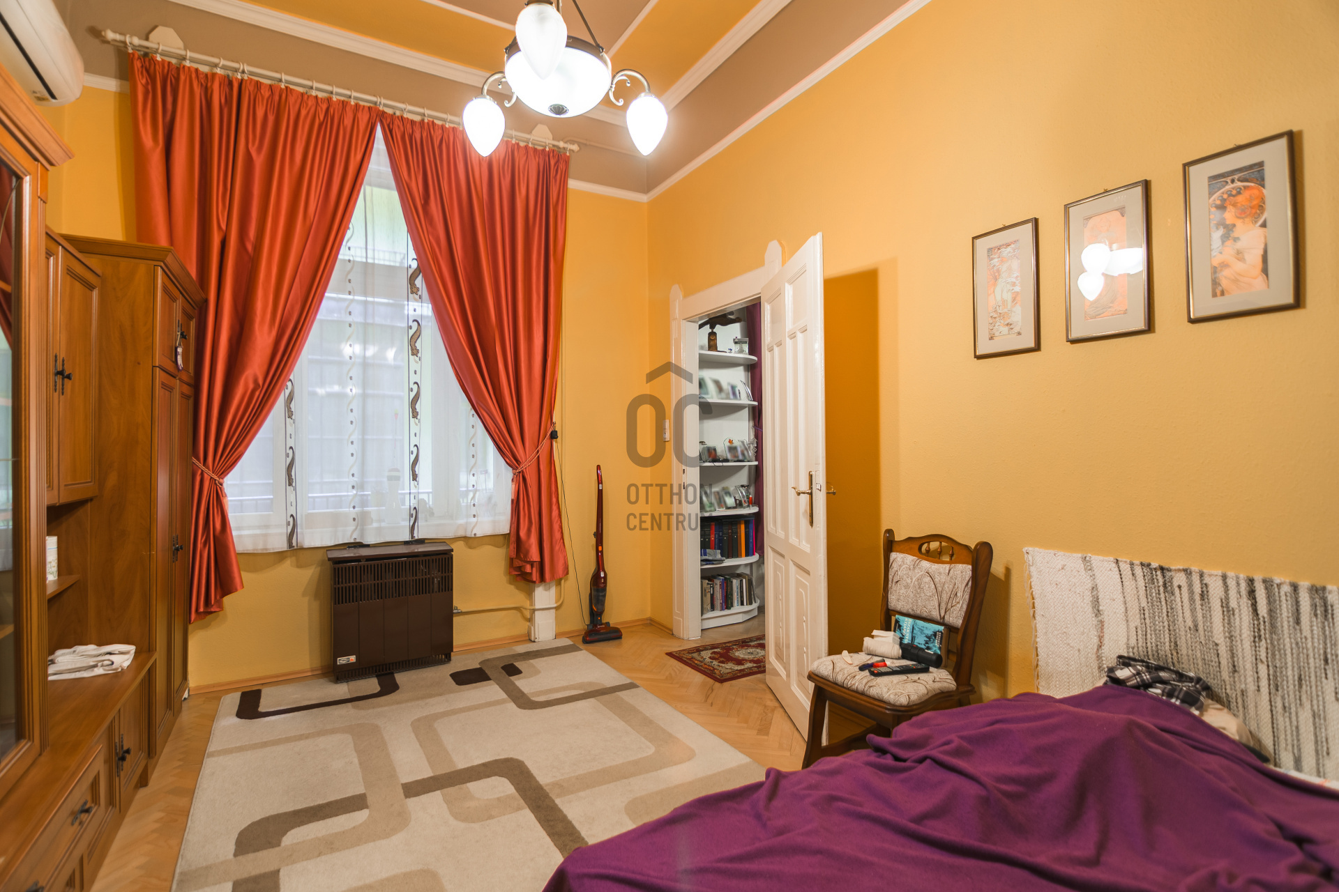 Gallery zoom image