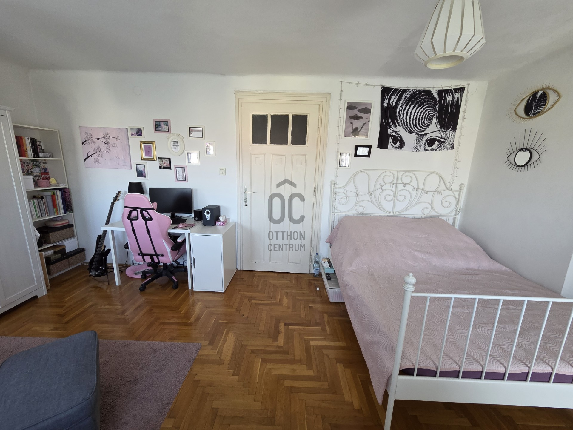 Gallery zoom image