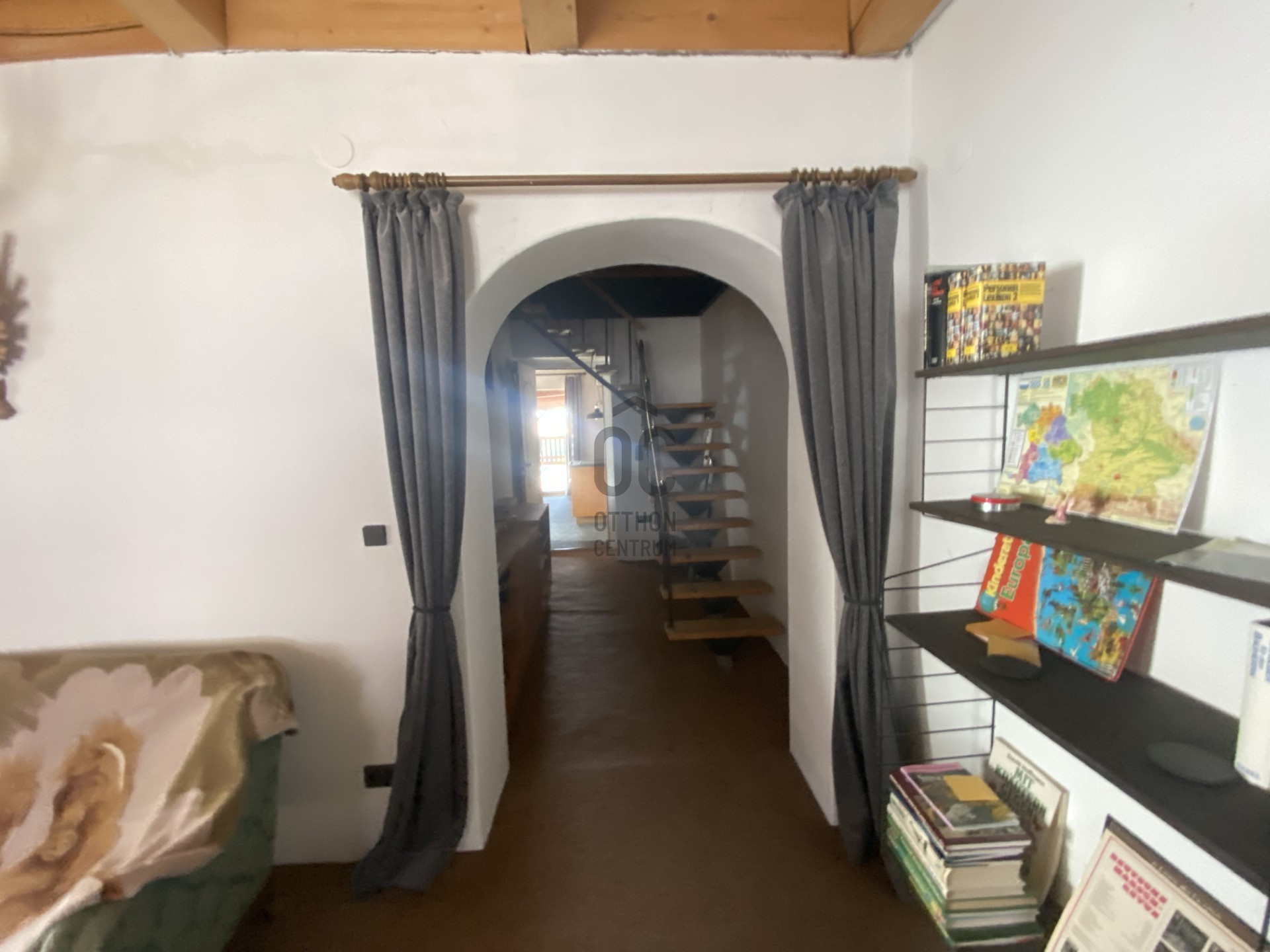 Gallery zoom image