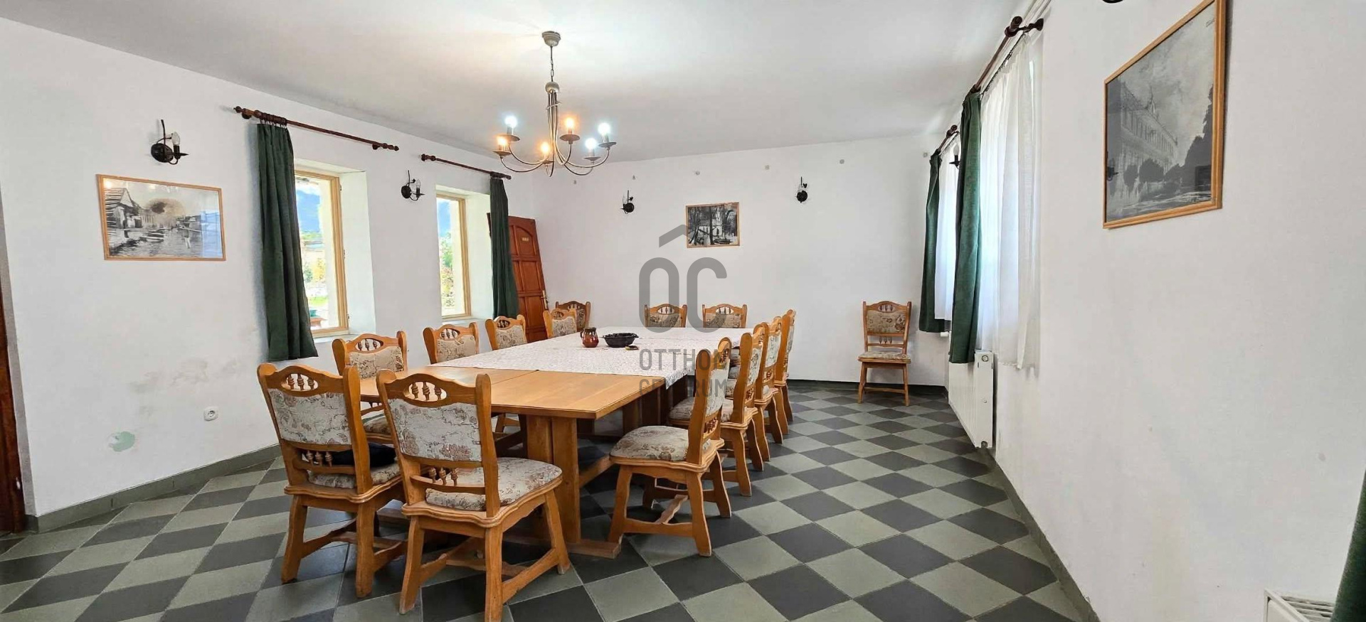 Gallery zoom image