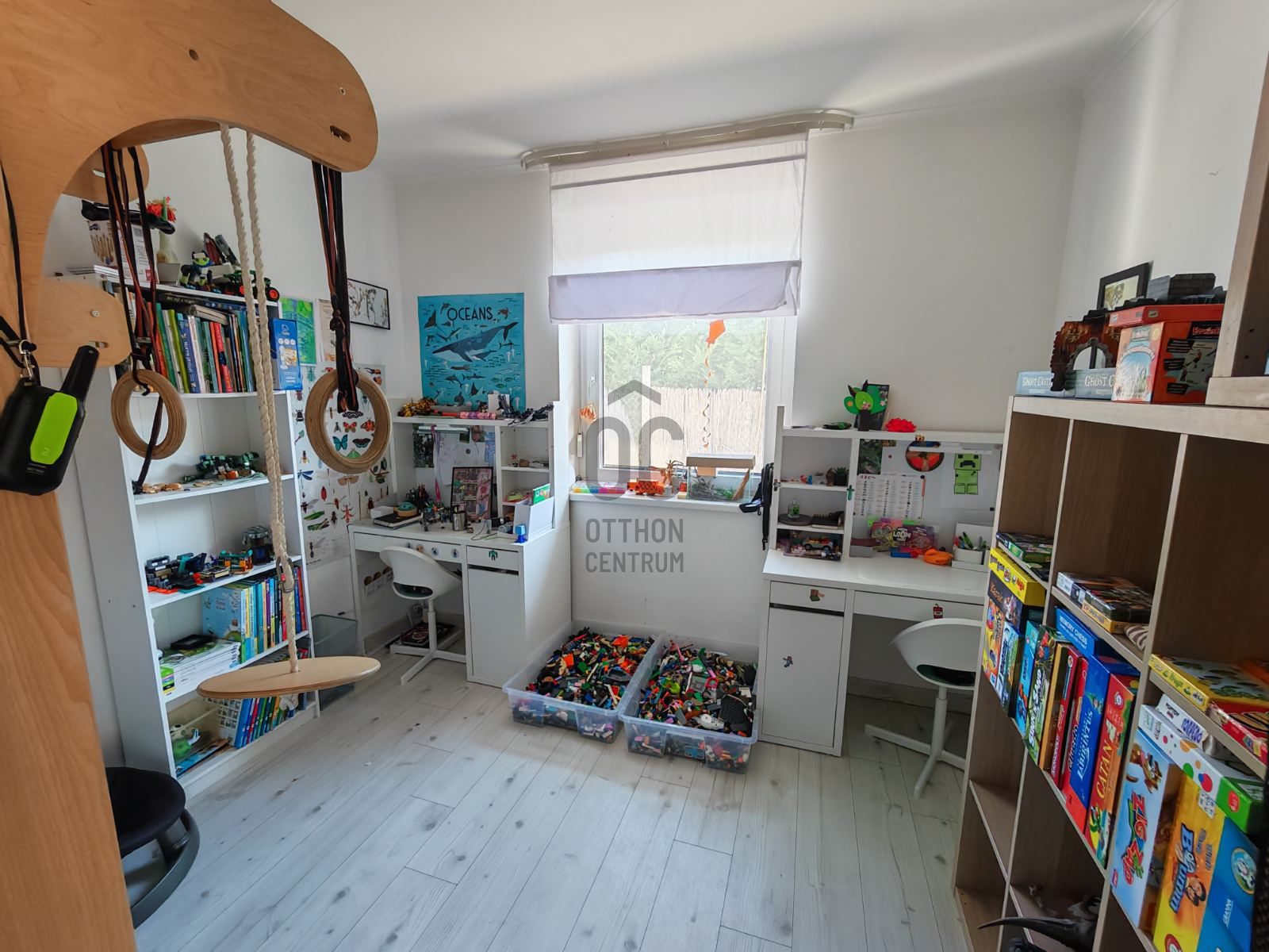 Gallery zoom image