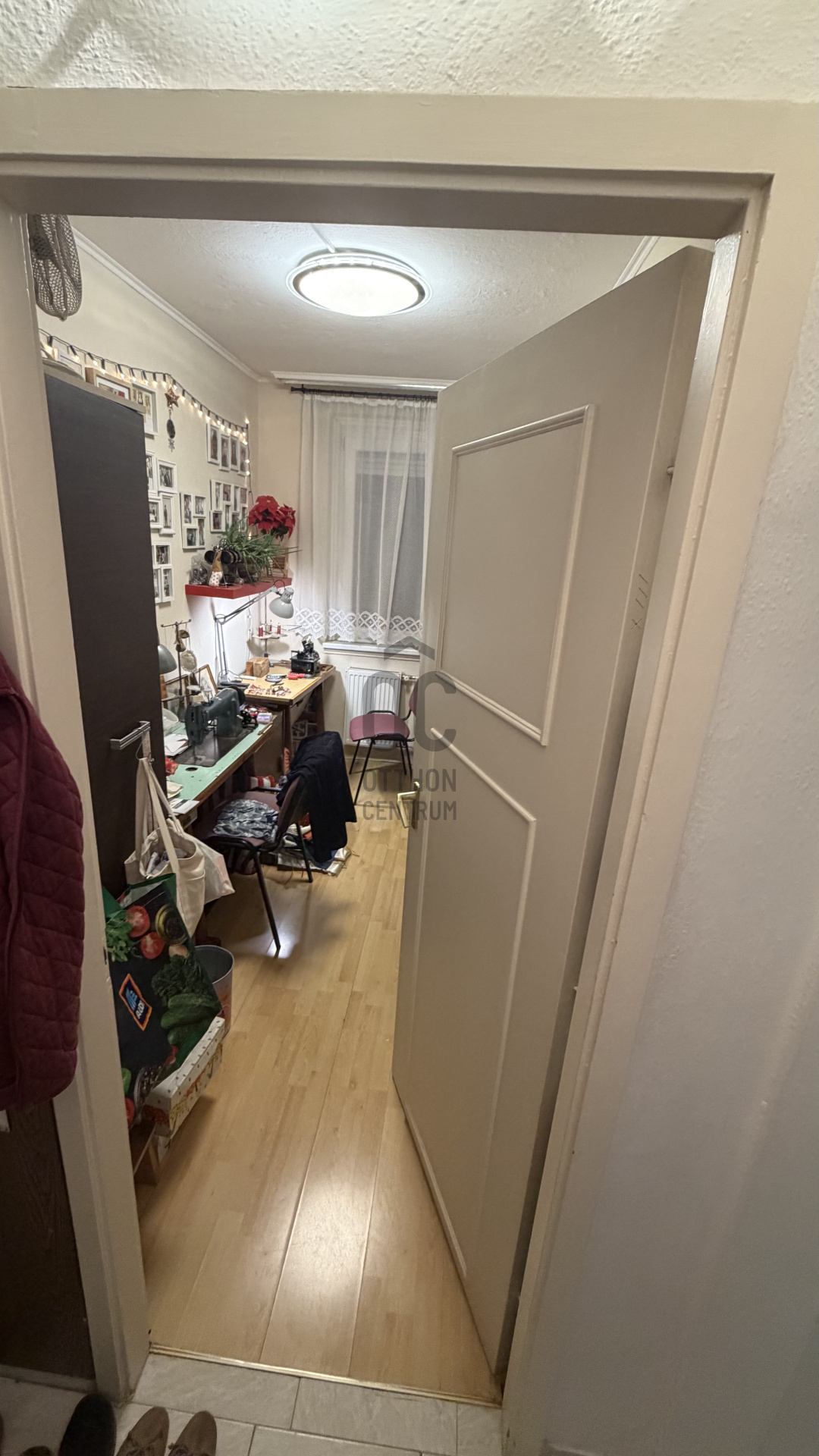 Gallery zoom image