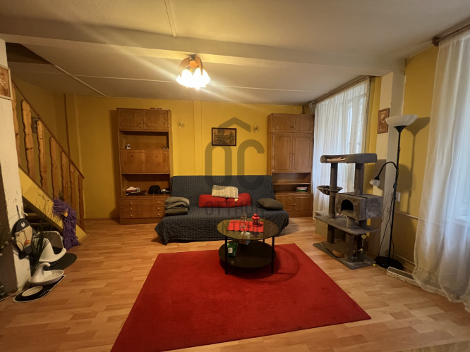 1-soban stan, 33 m²