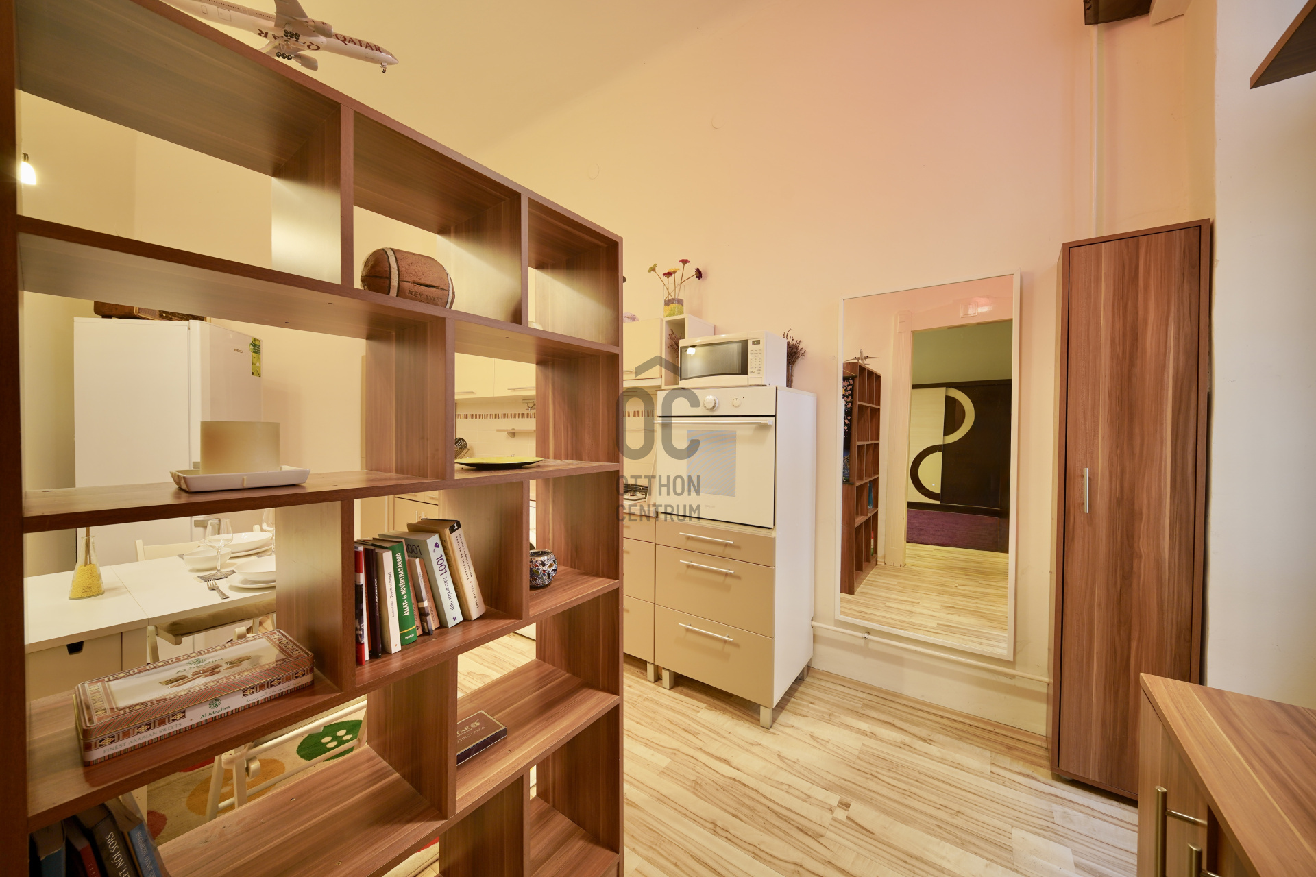 Gallery zoom image
